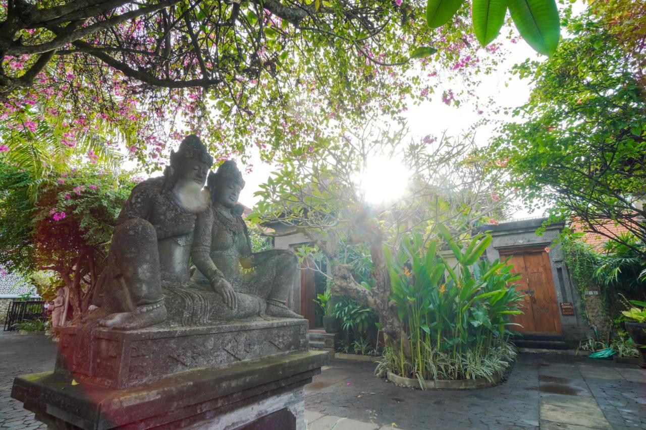 Giri Bhagawan Villas & Spa Nusa Dua  Exterior foto
