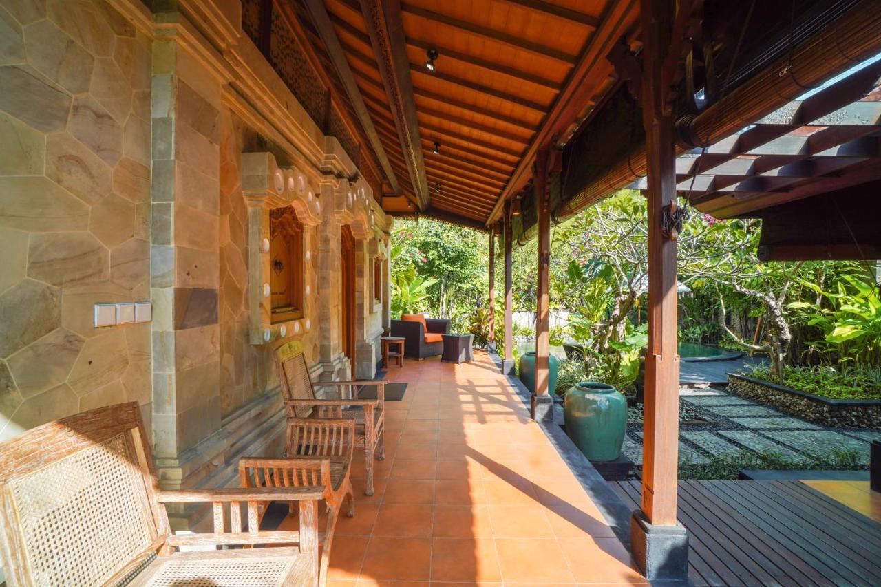 Giri Bhagawan Villas & Spa Nusa Dua  Exterior foto
